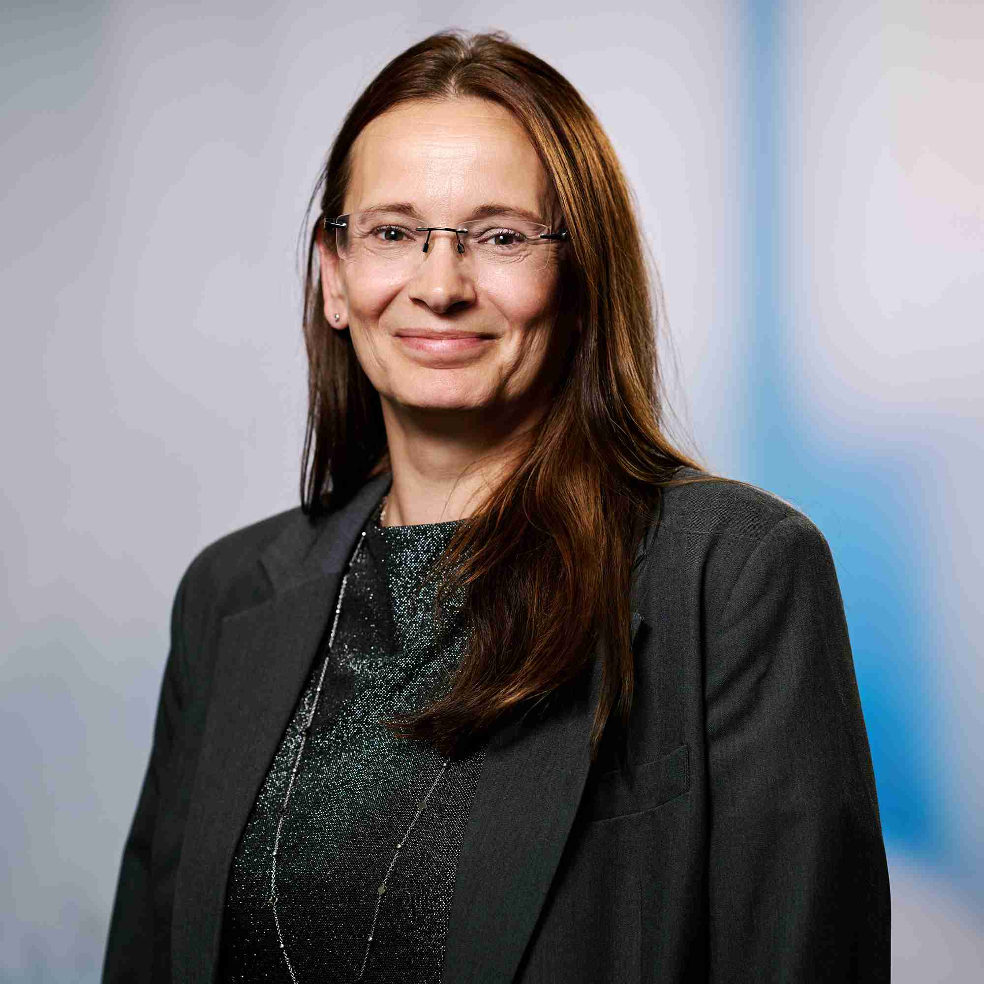 Frau Petra Eberhardt