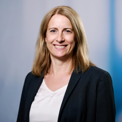 Frau Mirjam Schmidt