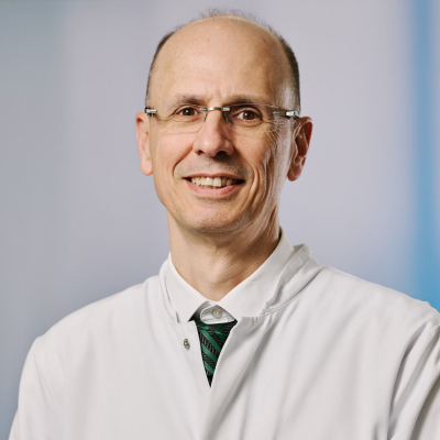 Herr Dr. med. Hans-Peter Maidhof